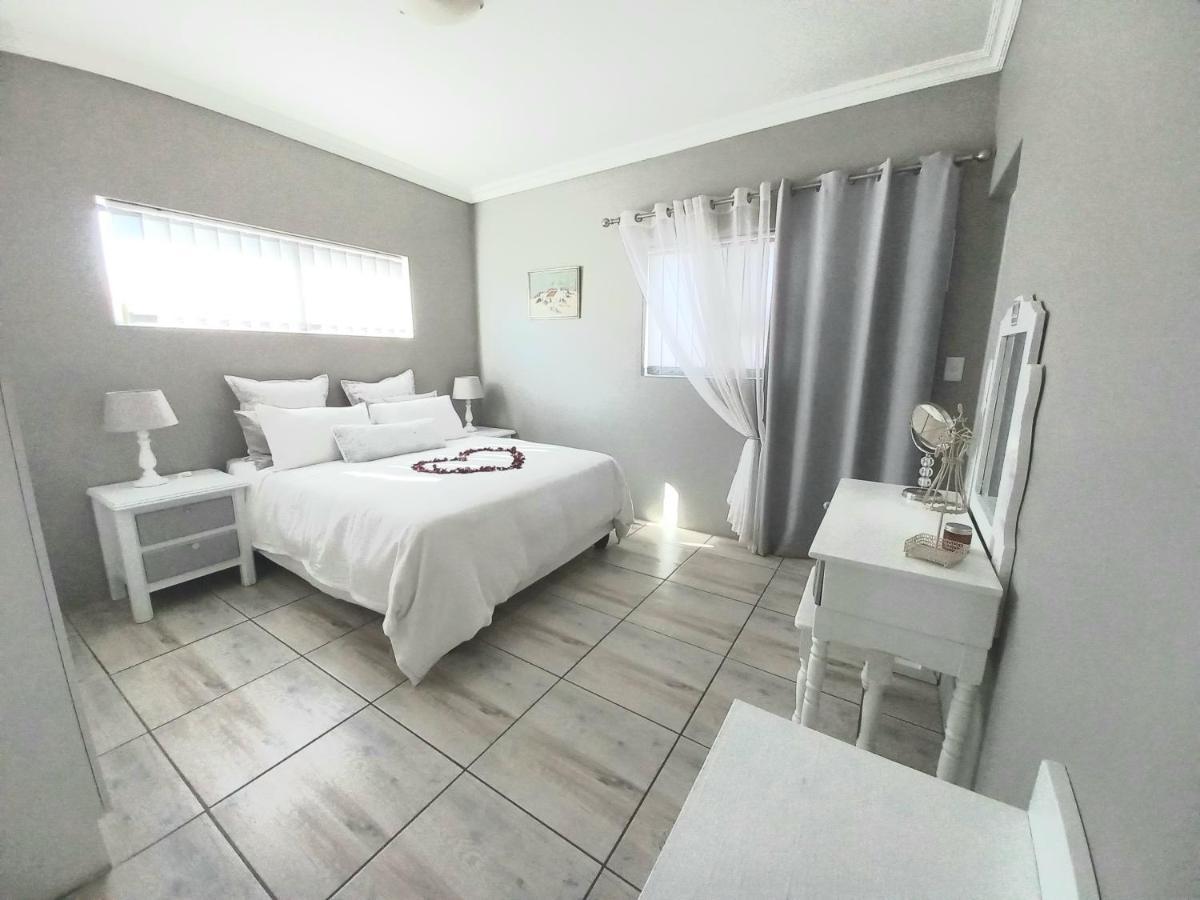 Bel-Posto, Langebaan Exterior foto